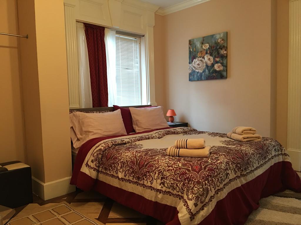 Casa Iulia Hotel Hateg Bagian luar foto
